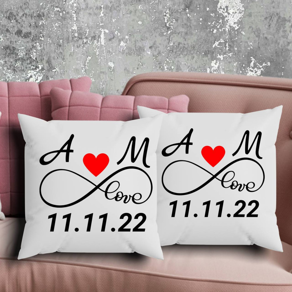 Парні подушки з принтом - Love!